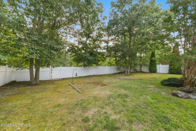 40 Harvest Way, Little Egg Harbor, NJ 08087