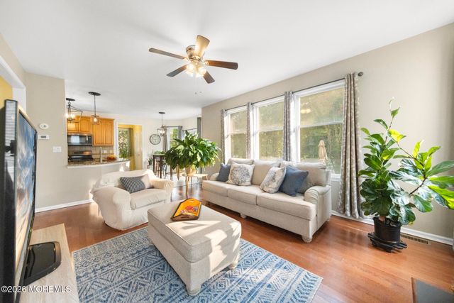 40 Harvest Way, Little Egg Harbor, NJ 08087