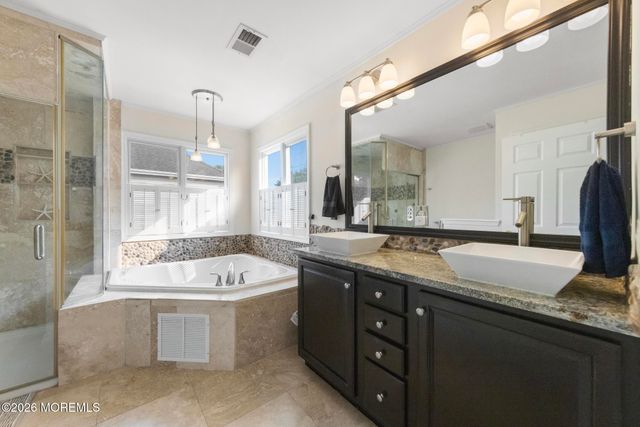 40 Harvest Way, Little Egg Harbor, NJ 08087