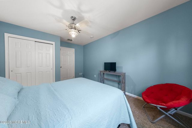 40 Harvest Way, Little Egg Harbor, NJ 08087