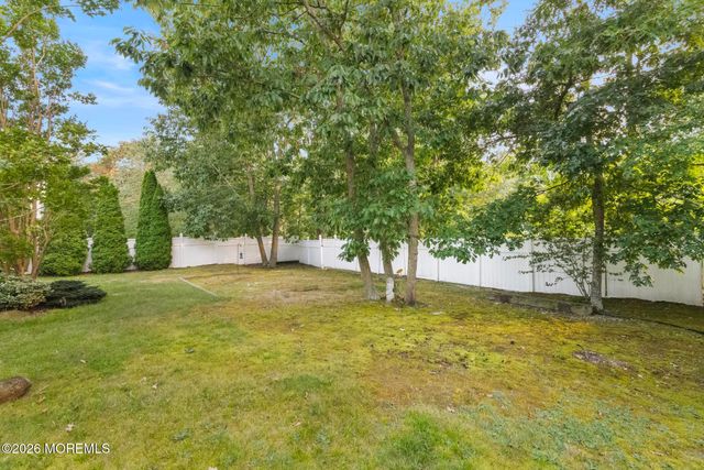 40 Harvest Way, Little Egg Harbor, NJ 08087