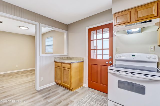 650 TOWERS Court, Macclenny, FL 32063