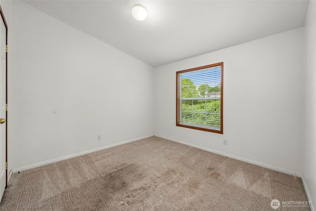 337 Redwood Street, Enumclaw, WA 98022