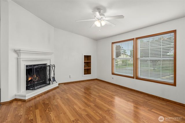 337 Redwood Street, Enumclaw, WA 98022