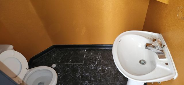 936 Hartman Drive, Baytown, TX 77521