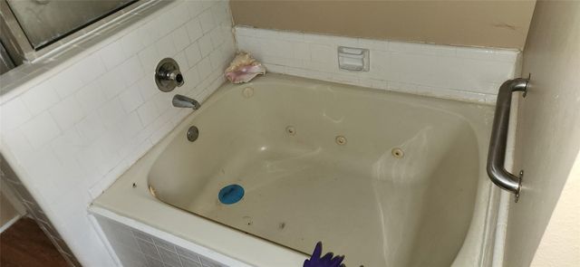 936 Hartman Drive, Baytown, TX 77521