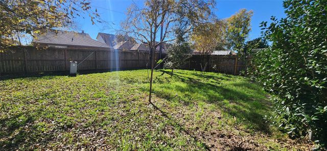 936 Hartman Drive, Baytown, TX 77521