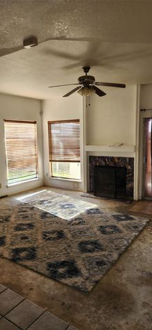 936 Hartman Drive, Baytown, TX 77521