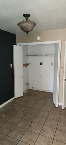 936 Hartman Drive, Baytown, TX 77521