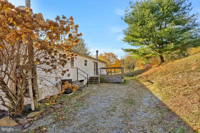 240 LIMEKILN RD, Newport, PA 17074