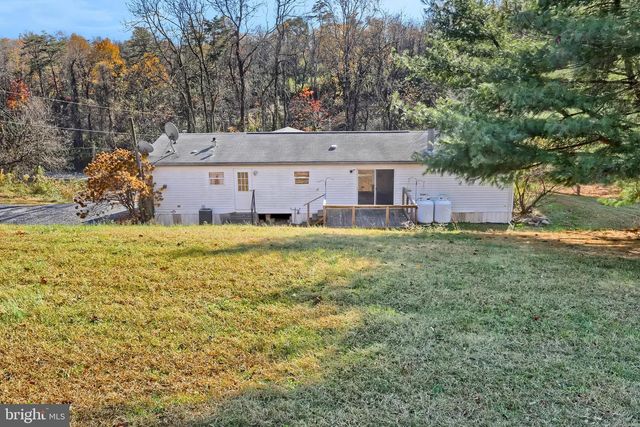 240 LIMEKILN RD, Newport, PA 17074