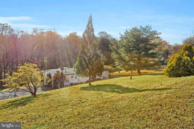 240 LIMEKILN RD, Newport, PA 17074