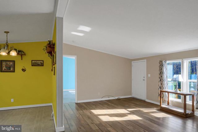 240 LIMEKILN RD, Newport, PA 17074