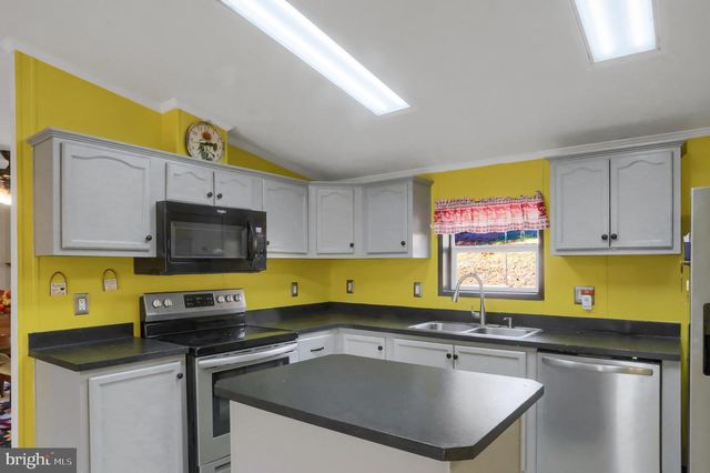 240 LIMEKILN RD, Newport, PA 17074