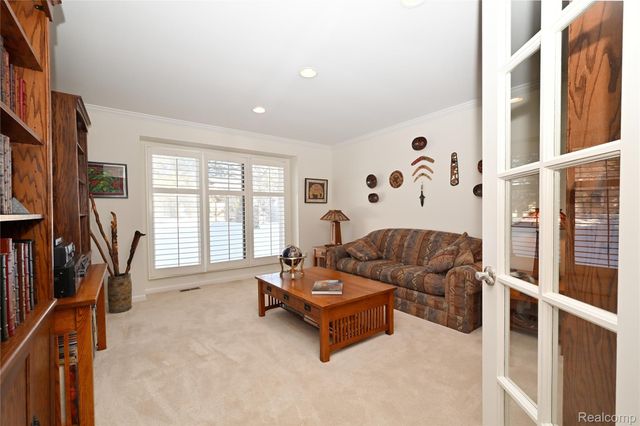 32095 SPRUCE Lane 50, Beverly Hills Village, MI 48025