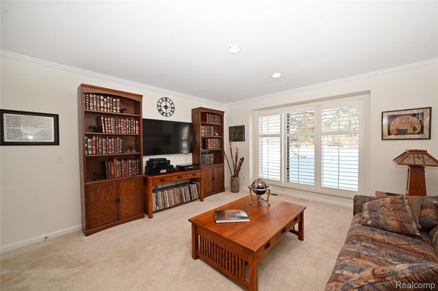 32095 SPRUCE Lane 50, Beverly Hills Village, MI 48025