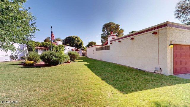 108 Casas Bellas, Santa Teresa, NM 88008