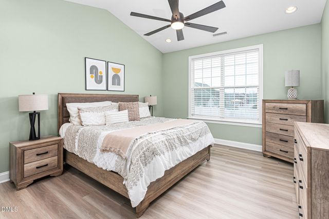 1072 Lobdale Court, Burlington, NC 27215