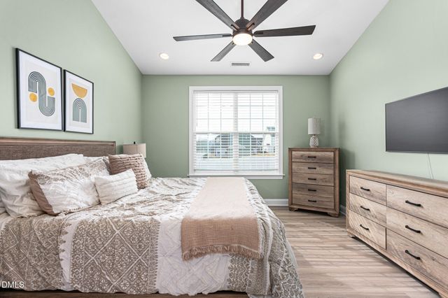 1072 Lobdale Court, Burlington, NC 27215