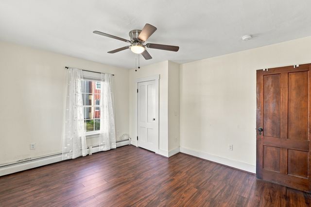 21 Myrtle Street, Leominster, MA 01453