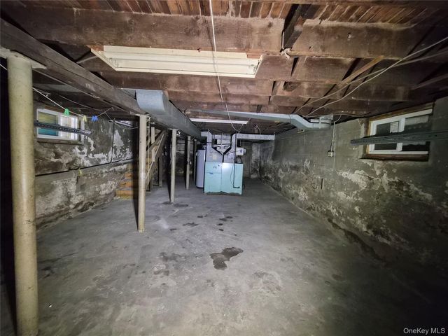 9119 110th Street, Richmond Hill, NY 11418