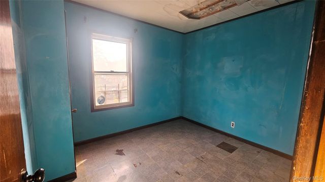 9119 110th Street, Richmond Hill, NY 11418