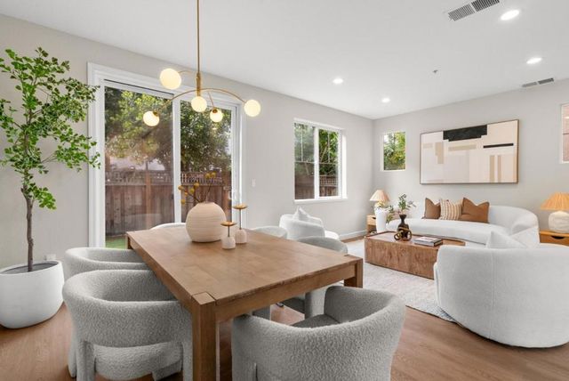 510 Sandlewood Street, Menlo Park, CA 94025