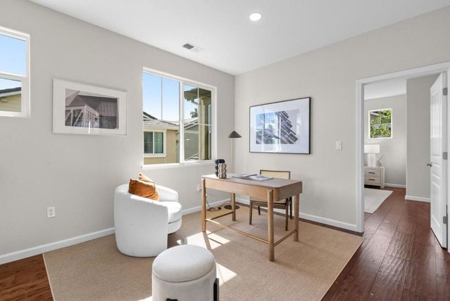 510 Sandlewood Street, Menlo Park, CA 94025