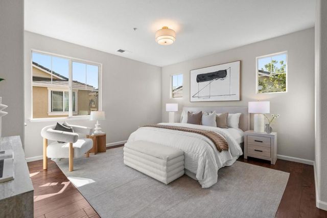 510 Sandlewood Street, Menlo Park, CA 94025