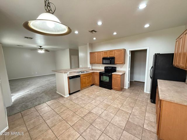 9124 W WILSHIRE Avenue, Phoenix, AZ 85037