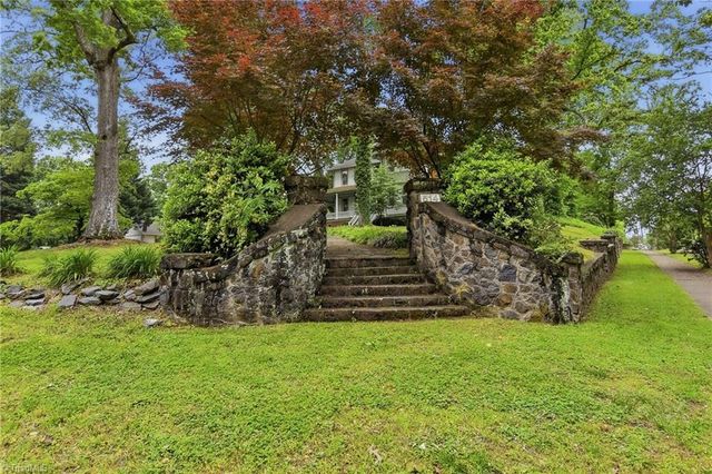 514 W Banner Avenue, Winston-salem, NC 27107