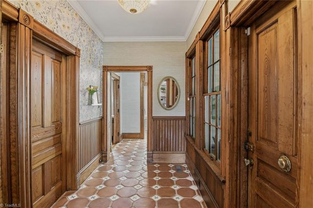 514 W Banner Avenue, Winston-salem, NC 27107