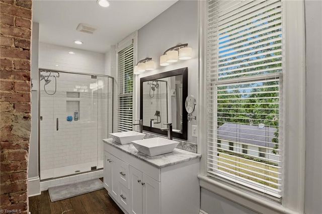 514 W Banner Avenue, Winston-salem, NC 27107