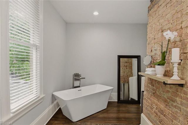 514 W Banner Avenue, Winston-salem, NC 27107