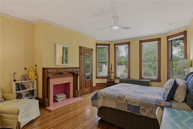 514 W Banner Avenue, Winston-salem, NC 27107