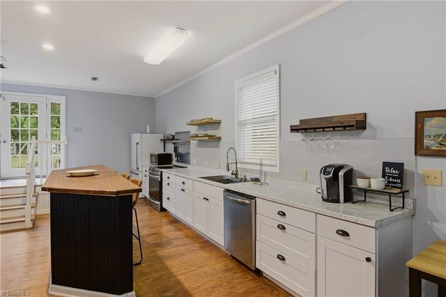 514 W Banner Avenue, Winston-salem, NC 27107