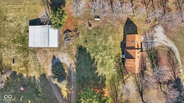 5668 S Nineveh Road, Franklin, IN 46131