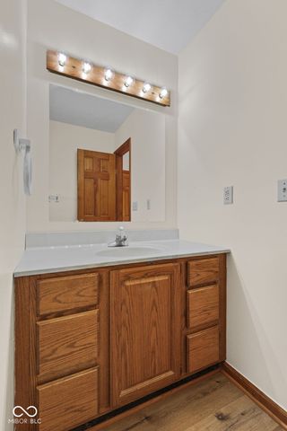 5668 S Nineveh Road, Franklin, IN 46131