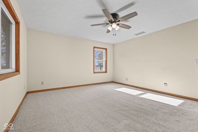 5668 S Nineveh Road, Franklin, IN 46131