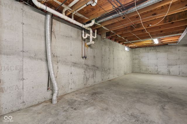 5668 S Nineveh Road, Franklin, IN 46131