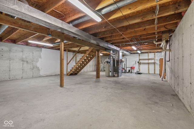 5668 S Nineveh Road, Franklin, IN 46131