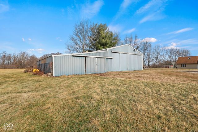 5668 S Nineveh Road, Franklin, IN 46131