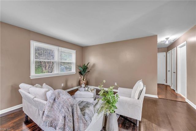 1120 Micott DR, Hampton, VA 23666