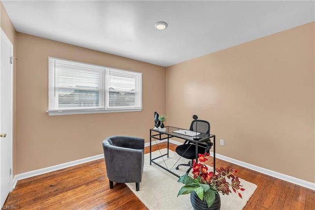 1120 Micott DR, Hampton, VA 23666