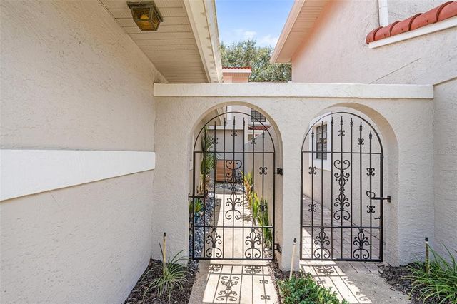 8210 AMBROSE COVE WAY, Orlando, FL 32819