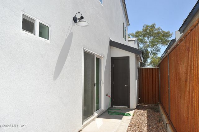 3726 E Mercedes Court, Tucson, AZ 85716