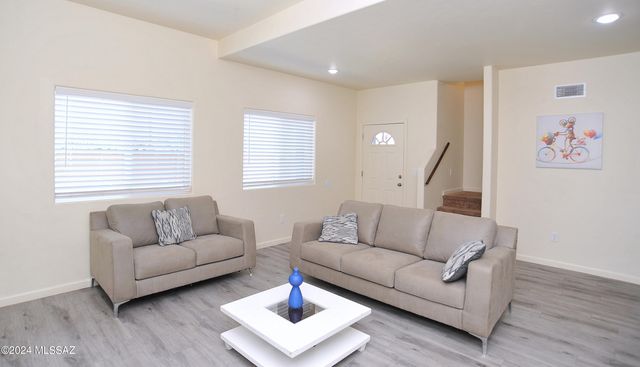 3726 E Mercedes Court, Tucson, AZ 85716