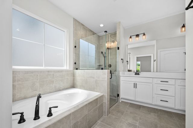 2290 Midland Rd Apt 4A, Shelbyville, TN 37160