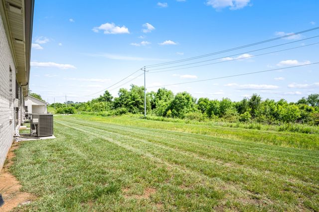 2290 Midland Rd Apt 4A, Shelbyville, TN 37160