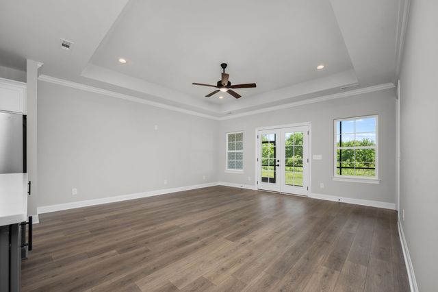 2290 Midland Rd Apt 4A, Shelbyville, TN 37160